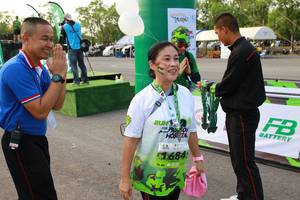 BIB: 1684
                            <button type="button" onclick="openModal(3563996)" class="btn btn-primary btn-sm float-right btn-popup" data-toggle="modal" data-target=".modal-high-quality">
                        <i class="fas fa-shopping-cart"></i> Add to Cart
                    </button>
                                            <button type="button" onclick="isThisMe(3563996, true)" class="btn btn-success btn-sm float-right btn-popup btn-isme hidden" data-toggle="tooltip" data-placement="bottom" title="นี่คือรูปของคุณใช่ไหม คลิกที่นี่เพื่อเอาเข้าอัลบั้ม">
                        <i class="fas fa-plus"></i> Add to album
                    </button>
                    <button type="button" onclick="isThisMe(3563996, false)" class="btn btn-warning btn-sm float-right btn-popup btn-isnotme hidden">
                        <i class="fas fa-ban"></i> Remove from album
                    </button>